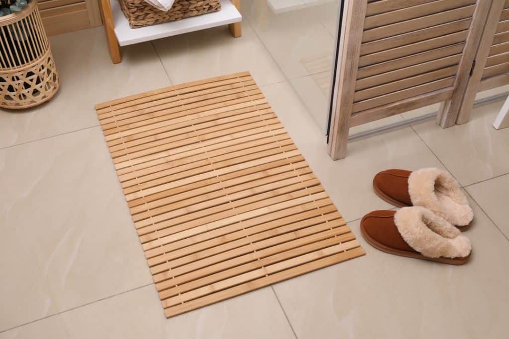 bamboo rug in bathroom