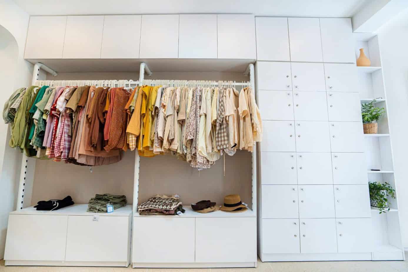 How To Organize Clothes In Cubes? Homely Baron