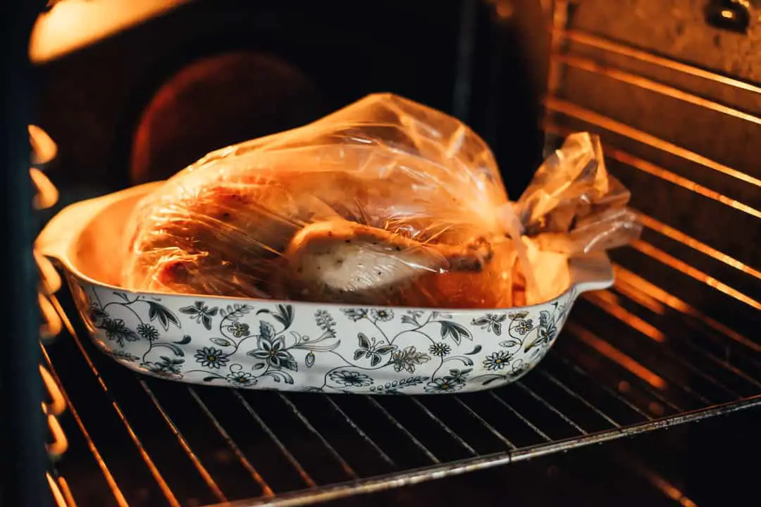 Can You Use A Crockpot Liner As An Oven Bag? Homely Baron