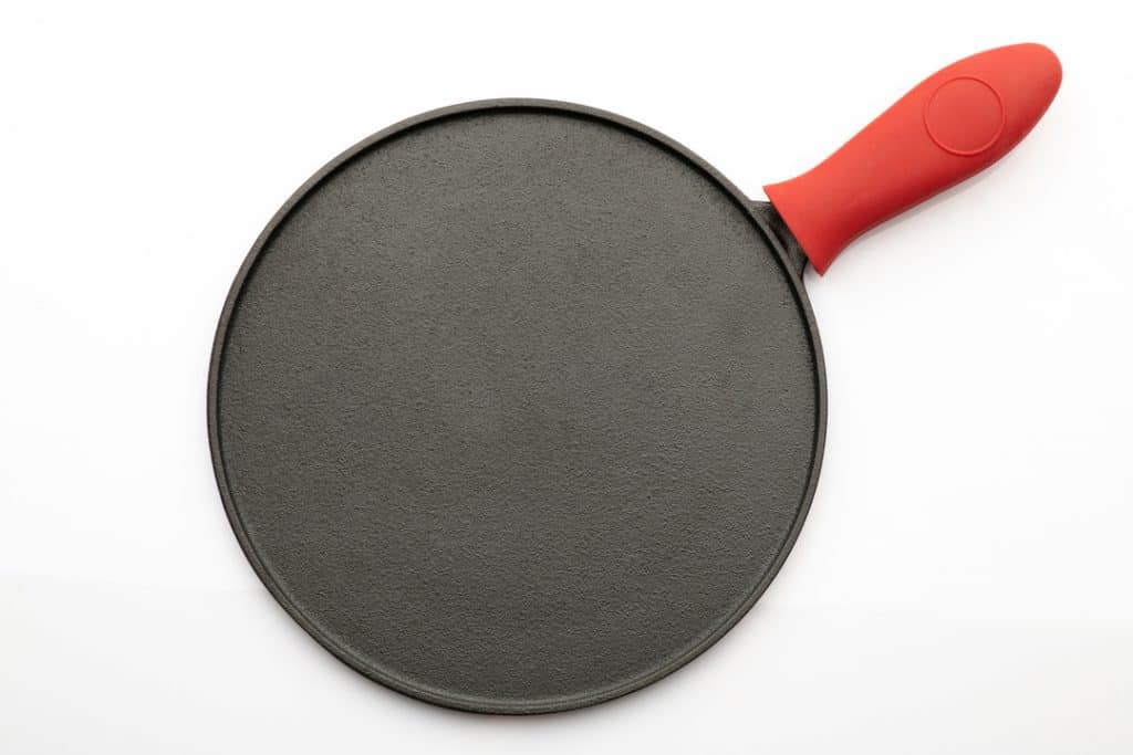 silicone handle on cast iron pan