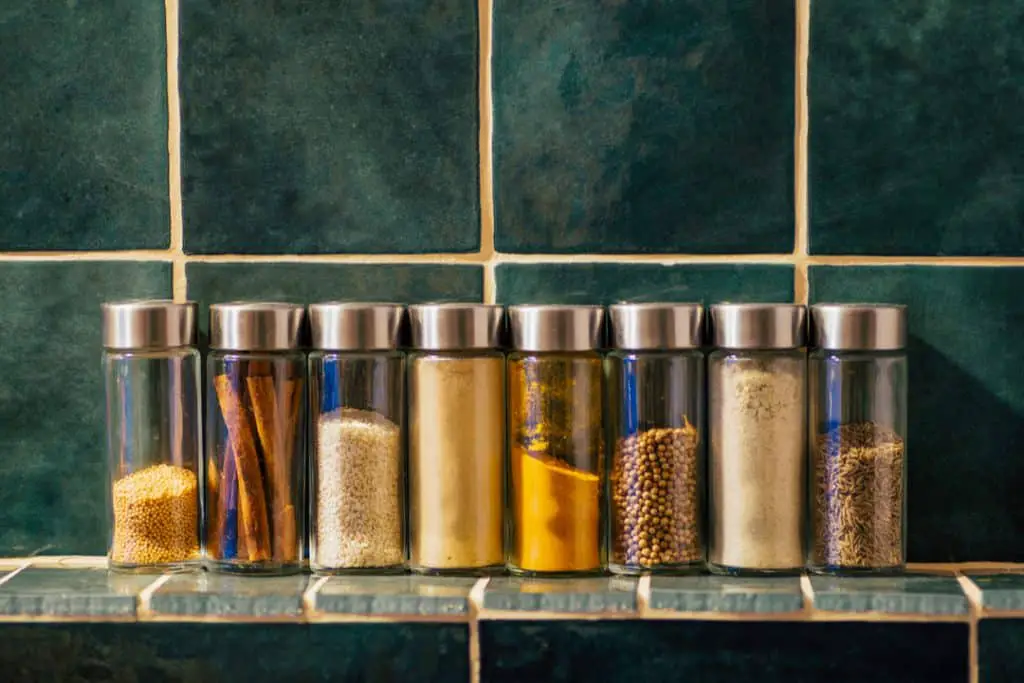 storing spices in glass jars